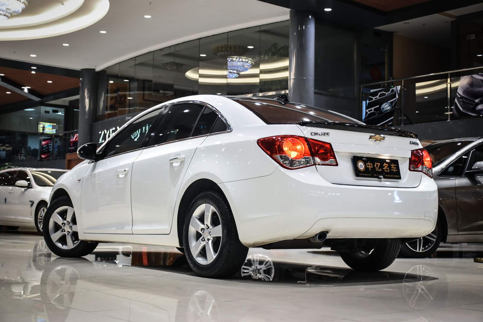 雪佛兰科鲁兹2013款1.6LSL天地版AT东莞版