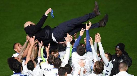 同样是少帅，为何齐达内一步登天，因扎吉却沉沦了