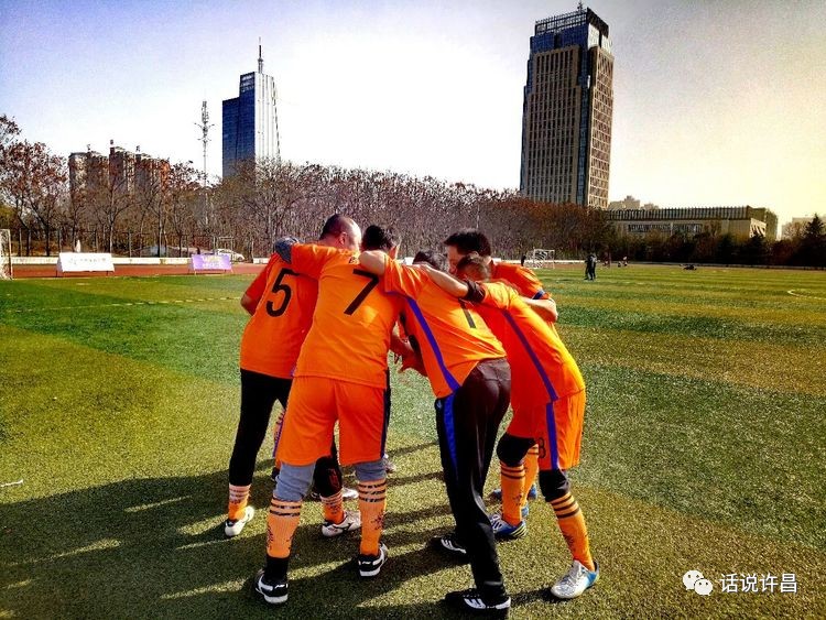 我爱足球话题,为什么说足球是一种信仰