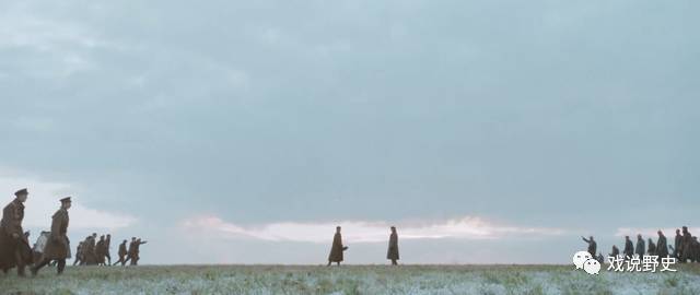 希特勒最不满的一场战争,而现在,人们都潸然泪下