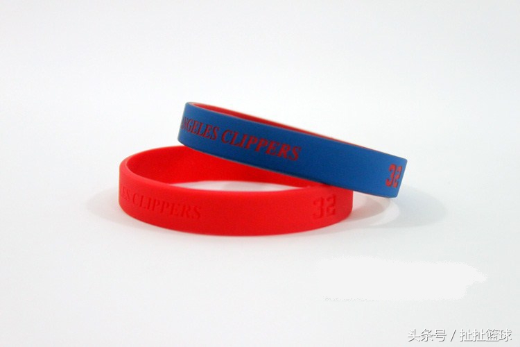 NBA球星为什么要带手环？事实并非装X！