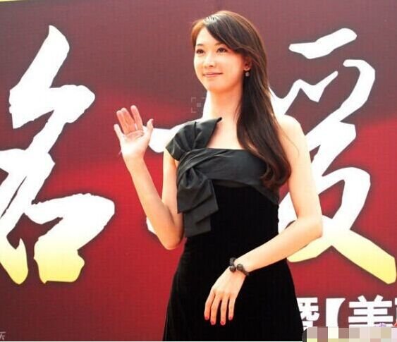 林志玲同款蝴蝶结,baby林志玲穿搭