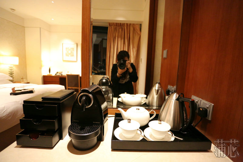 澳门旅游塔蹦极吃东西 (澳门旅游塔笨猪跳)