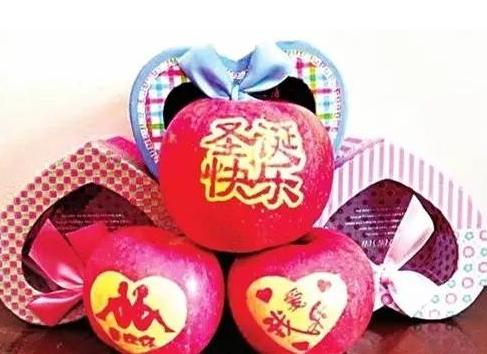 装平安果的盒子底部该怎么包装,卡纸做的平安果包装怎么做