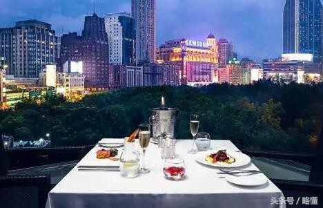 圣诞大餐上哪里吃,圣诞大餐是几号吃