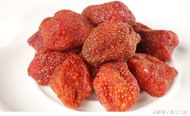 圣诞节零食礼盒里放什么东西,适合圣诞节的小零食