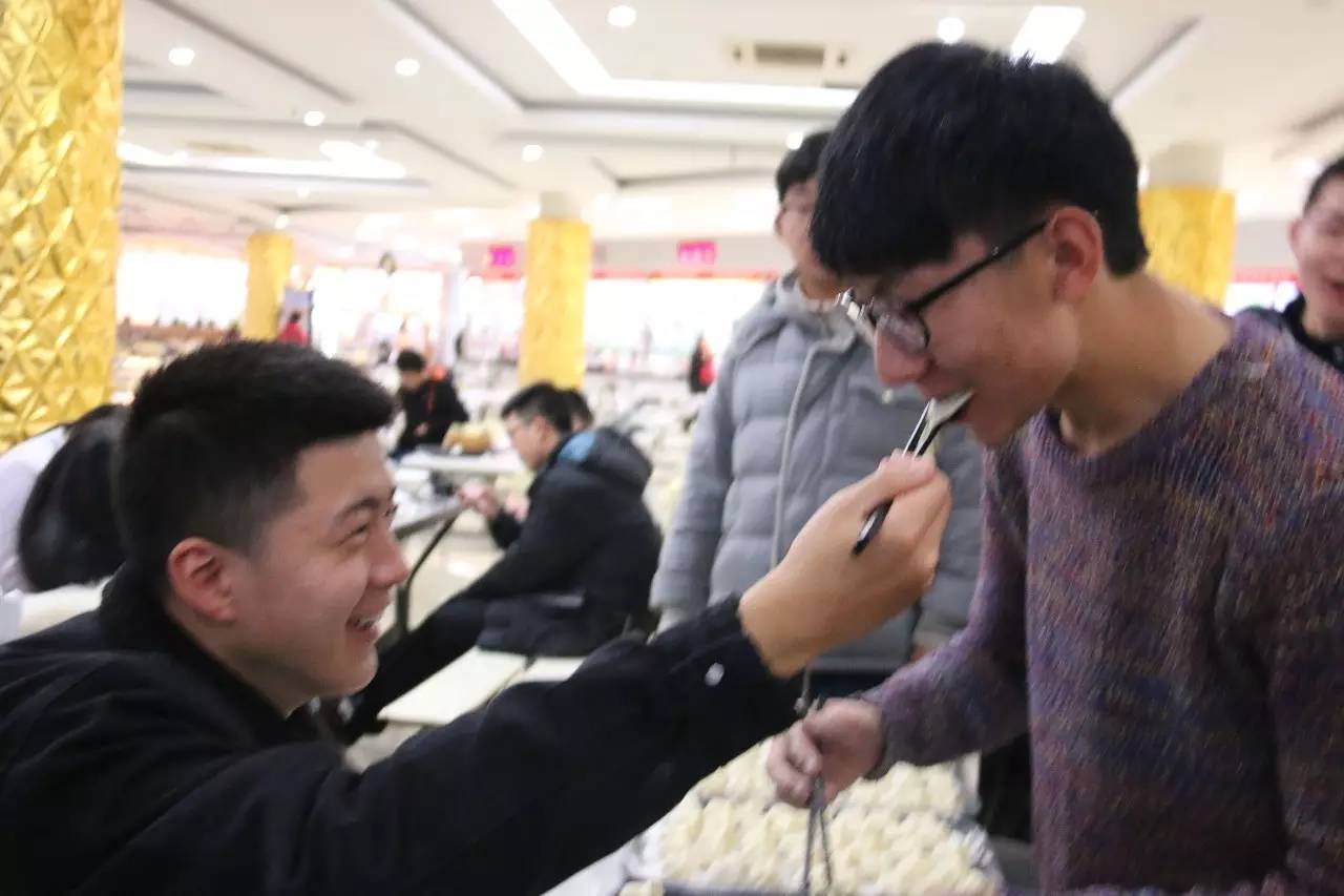 冬至-暖心｜常州纺院机电工程系举办包饺子活动