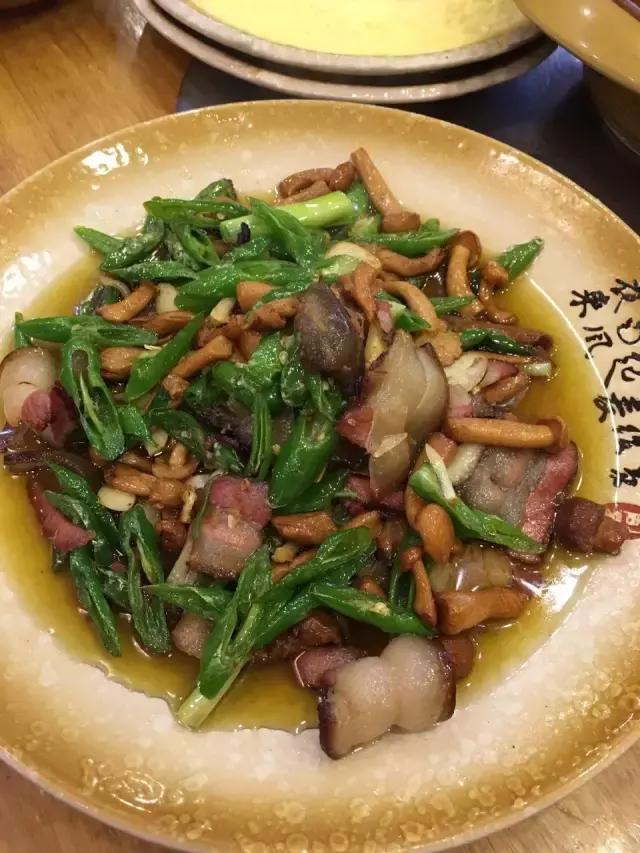 光雾山温泉度假村,光雾山景区徒步游记