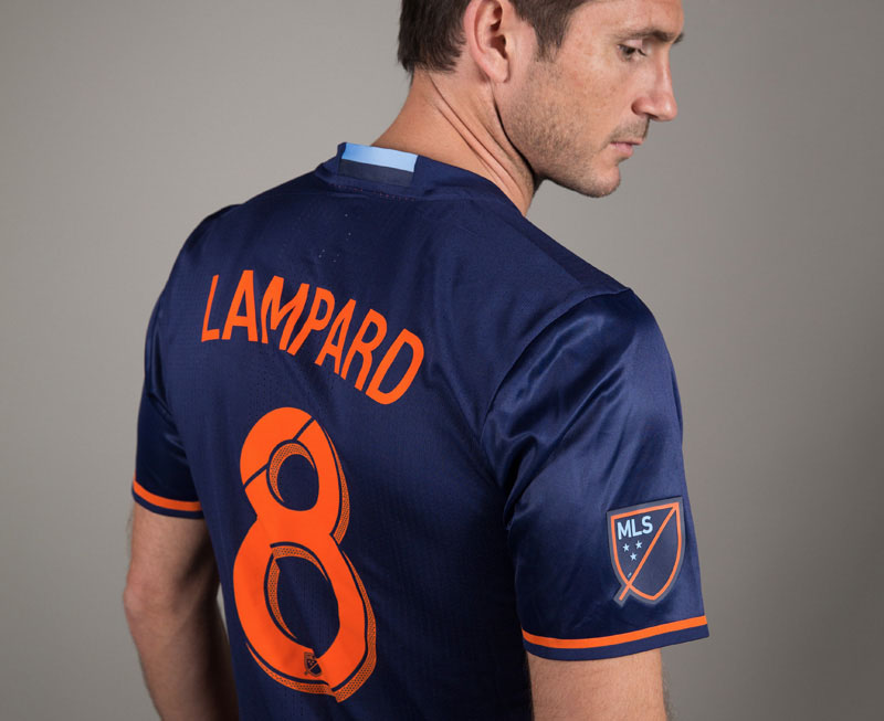 纽约城新赛季球衣配色颠覆,老男孩比利亚兰帕德皮尔洛欲再创辉煌