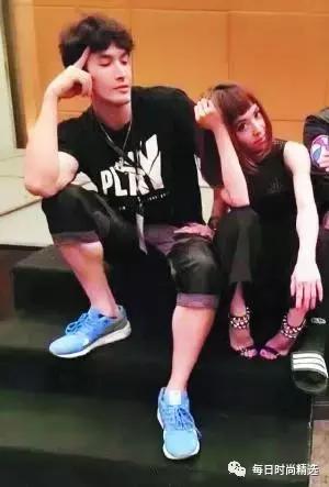 纵使她的情路坎坷，但她的时尚却让所有女人嫉妒