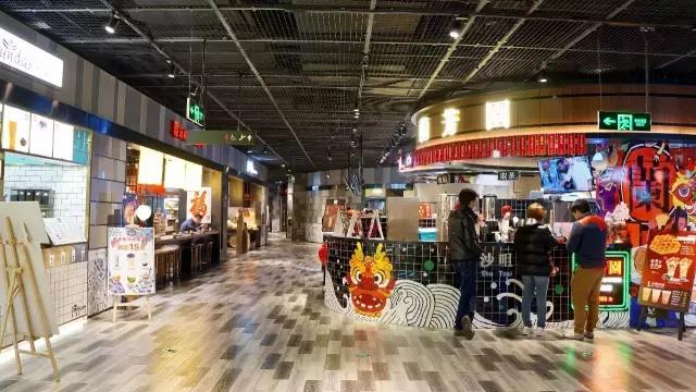 空间六记｜没了“站街”拉客的百脑汇，居然开起了“医院”？