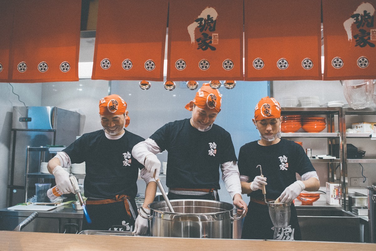 买一送一,持续一周!日本琥家拉面军团来啦,你一定要吃!