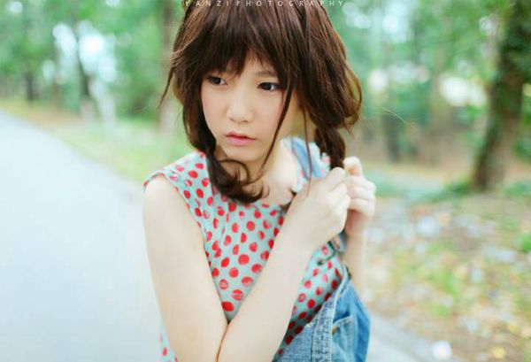 女歌手本兮逝世图片,90后原创女歌手本兮因故离世