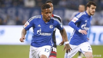 个性球星偏爱17号，17号代表着青春风暴和成为主力前的跳板号