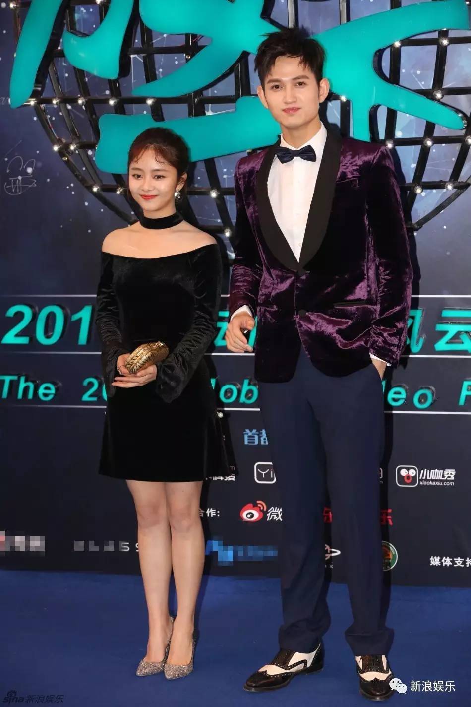 林心如公开秀恩爱是怎么回事,林心如晒清凉戏水照