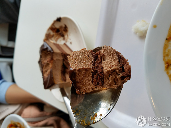 三星s7edge2021年用还行不,三星s7edge还能玩几年