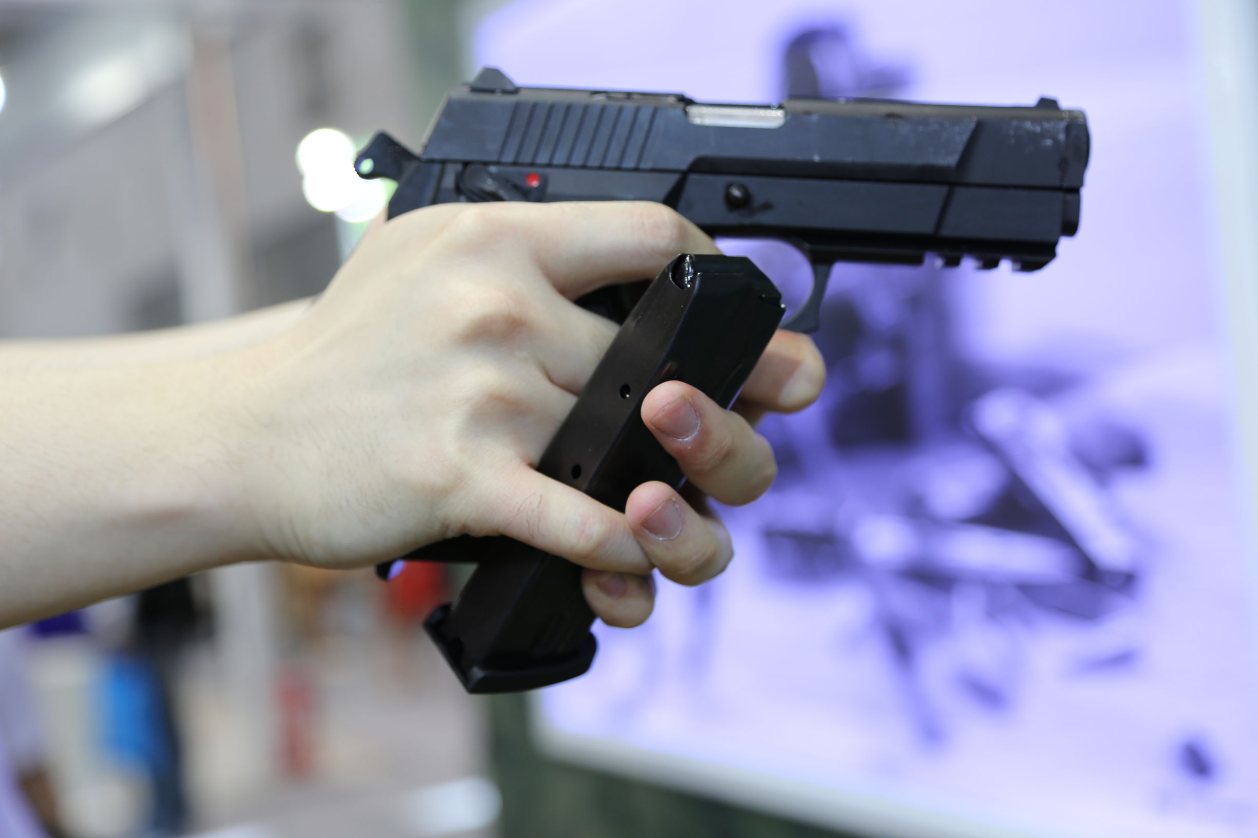 np22好用吗,np22和92f哪个更好