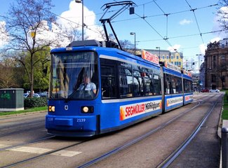 穿越阿尔卑斯雪世界,穿越阿尔卑斯山脉