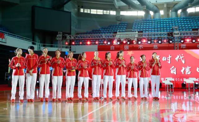 原来你是这样的大学视频,清华园现在什么样子