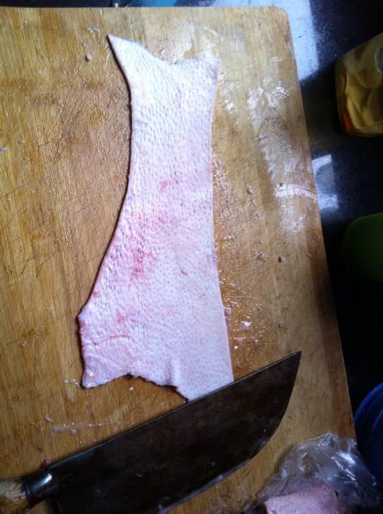 如何用竹子制作钓鱼竿,用竹子自制钓鱼竿方法