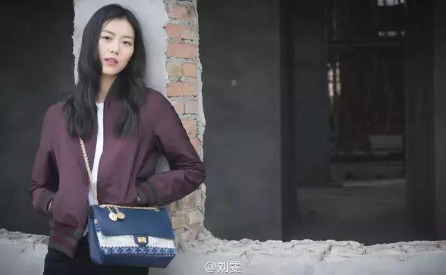 陈乔恩刘雯宋佳争着穿,那些年丑哭的国产牌子终于时髦上天!