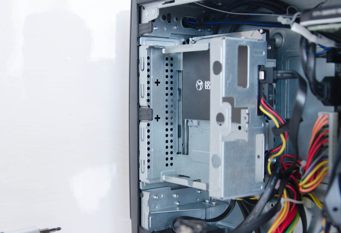 这才叫霸气，极夜T600S超微型设计师塔式工作站电脑首拆评测