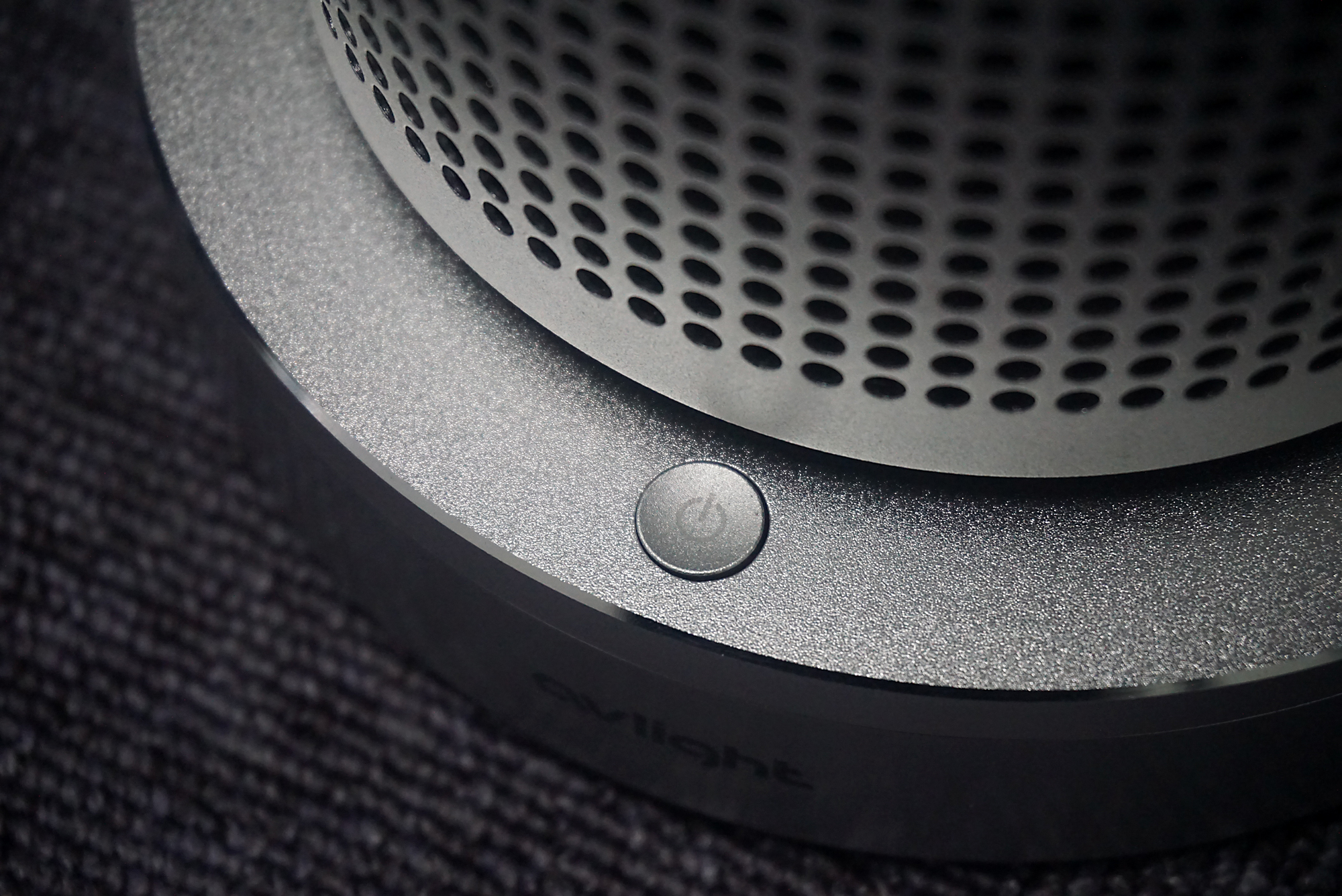 连《新闻联播》的音质都震撼千元神*爱作**浪音响盒子影音伴侣体验