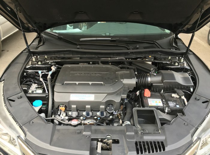 抛弃GTI、力狮、A3,回归雅阁9代3.0!