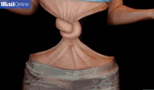 女子用化妆术“擦”掉身体，将腰打结！