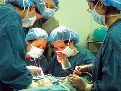 产后侧切缝线是用的什么线,产后妈妈侧切后的护理