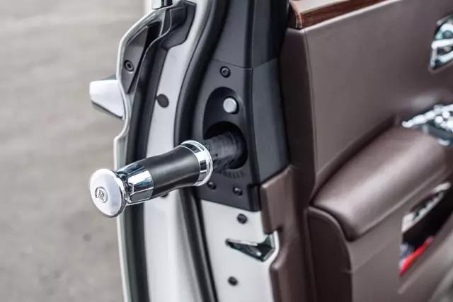 劳斯莱斯古思特blackbadge试驾,试驾新款劳斯莱斯古思特