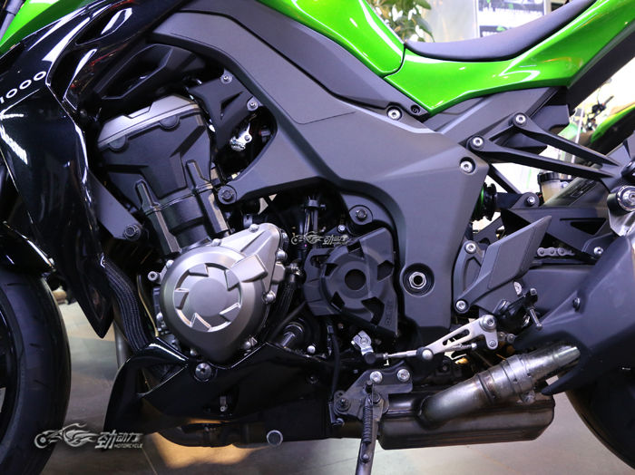 杜卡迪monster950对比川崎z1000,动力十足的川崎