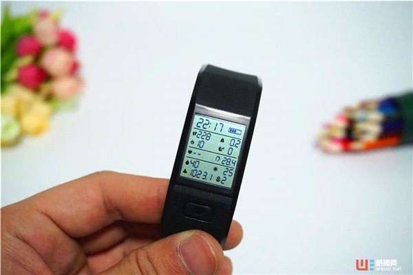 关心一下智能手表,hesvit手环评测