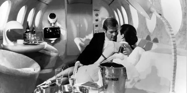 为什么有些人愿意买香槟,香槟为什么高大上