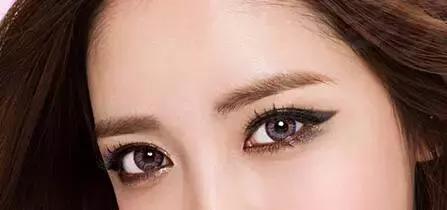 如何选择适合的美瞳颜色,爱美美眉要知道的色彩搭配