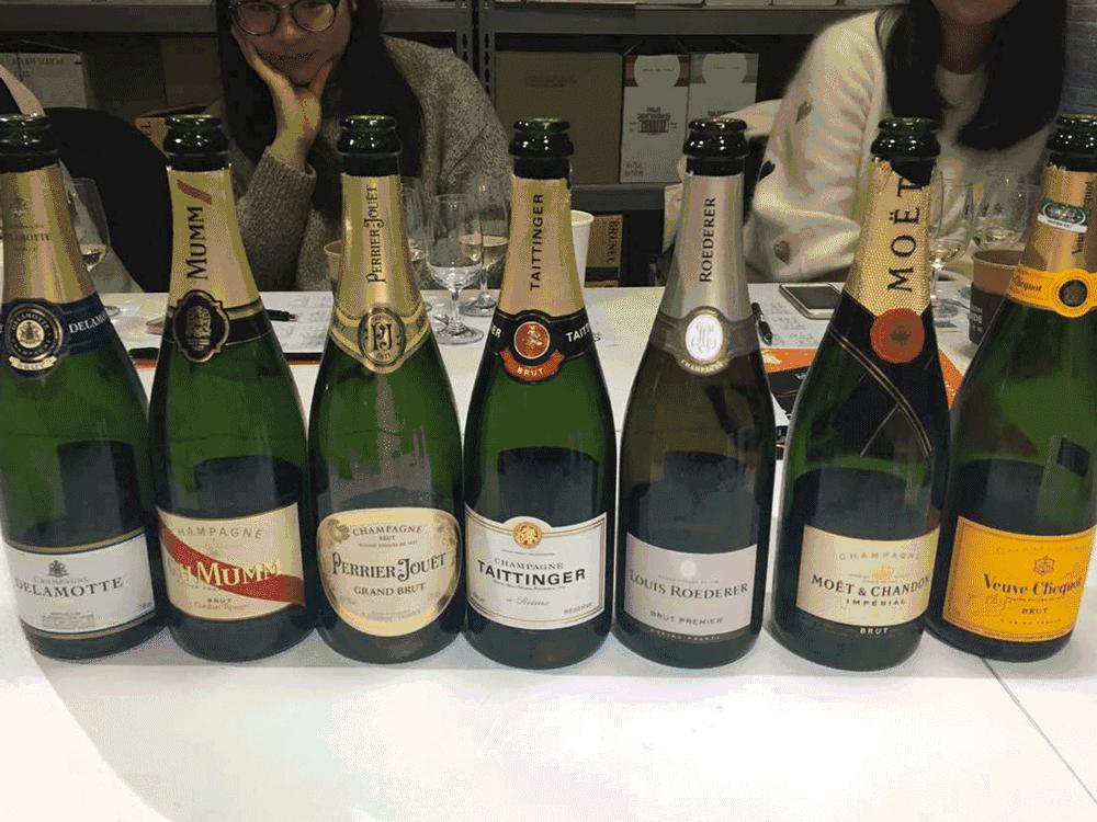 为什么有些人愿意买香槟,香槟为什么高大上