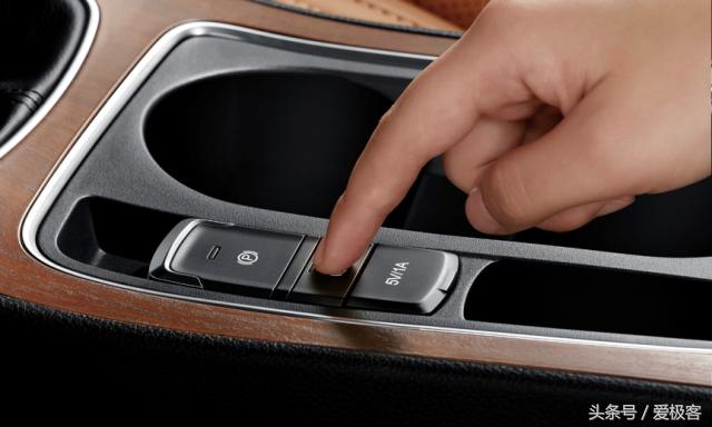 一代神车宝骏560,16款宝骏560有高音喇叭吗