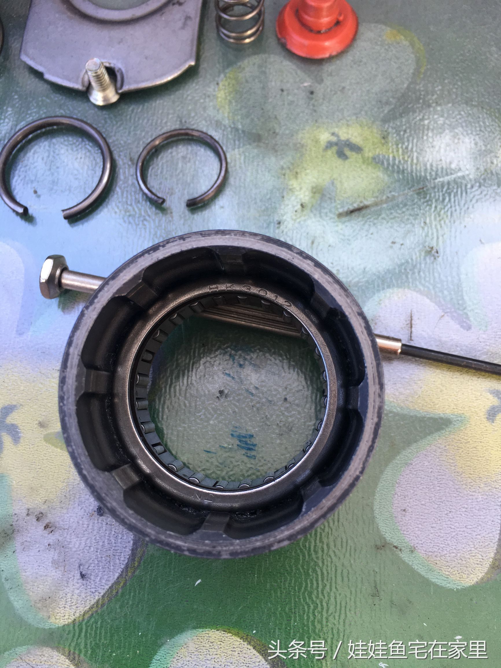 18v博世电锤锂电池组装视频,博世电锤机头维修