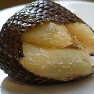 冷门水果蛇皮果,蛇皮果有百年糊涂味