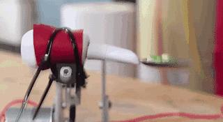 这个勺子不一般，走心的设计让科技圈与医疗圈纷纷点赞