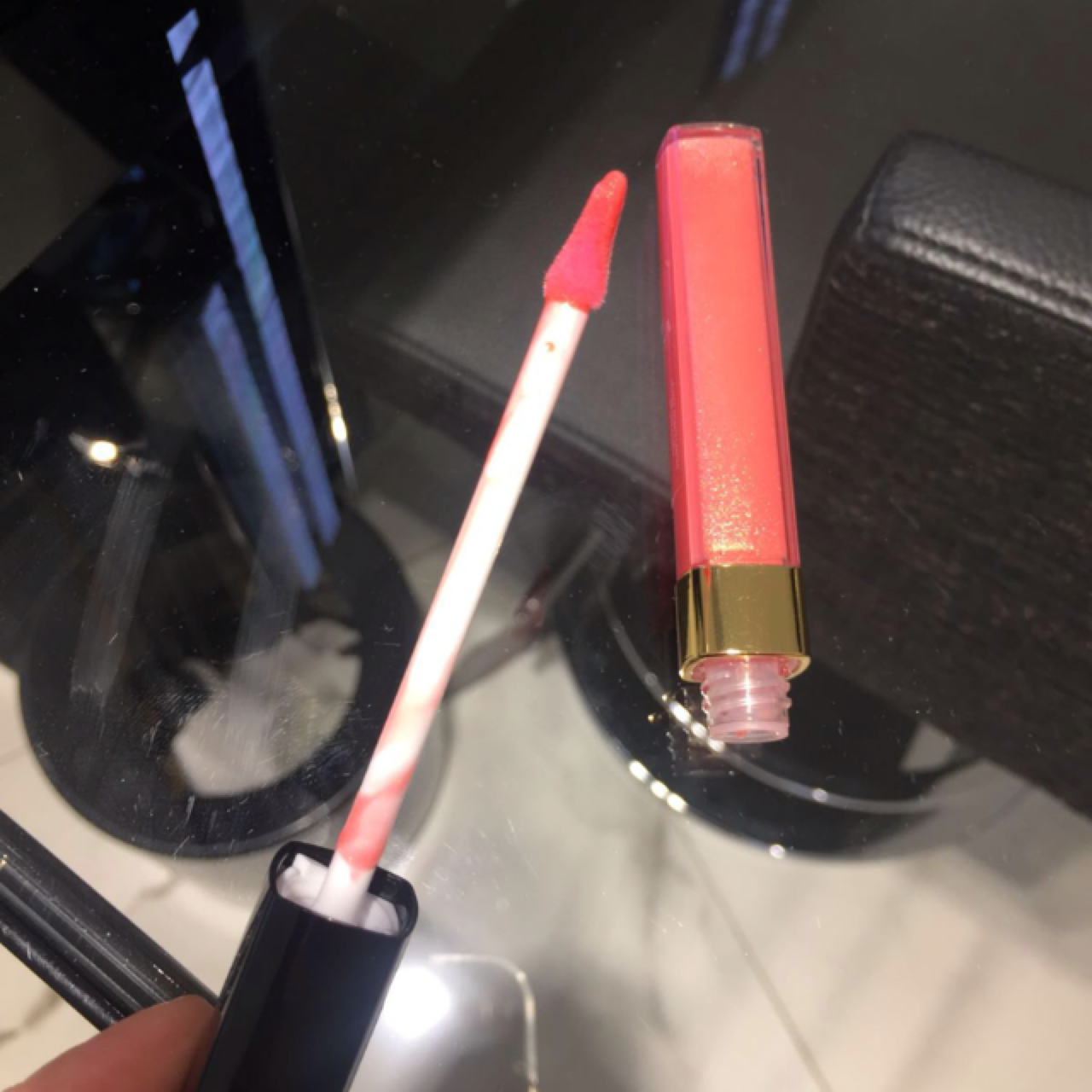 好用的唇蜜淡化唇纹,非常好用的唇蜜推荐