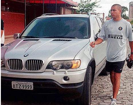 皇马银河战舰的队长,银河战舰皇马球星座驾