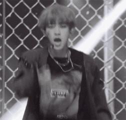 不论是手绘还是照片，你都辣么帅