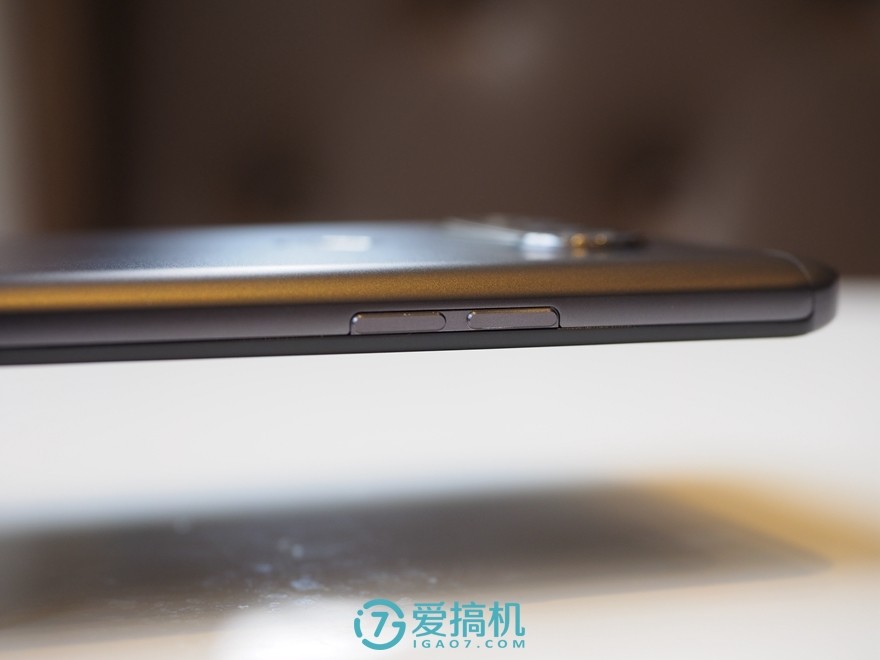 不一样的手机lg,不一样的双屏手机