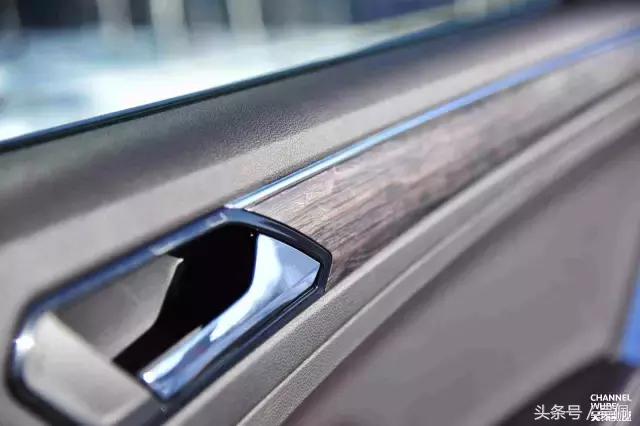 空间宽敞动力够用,途观l的四驱怎么样