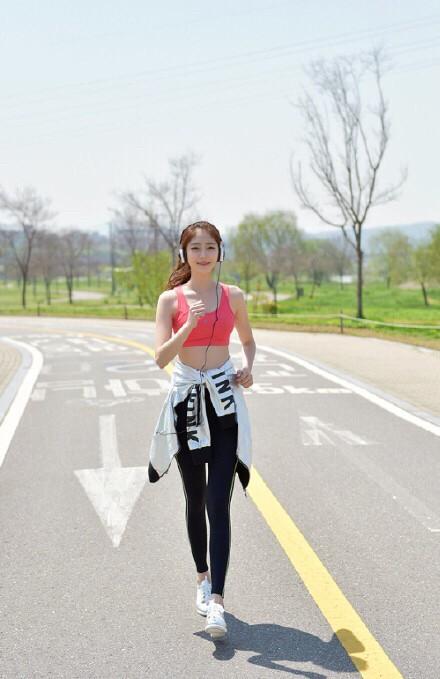 同学聚会十条笑话,同学聚会炫富攀比笑话