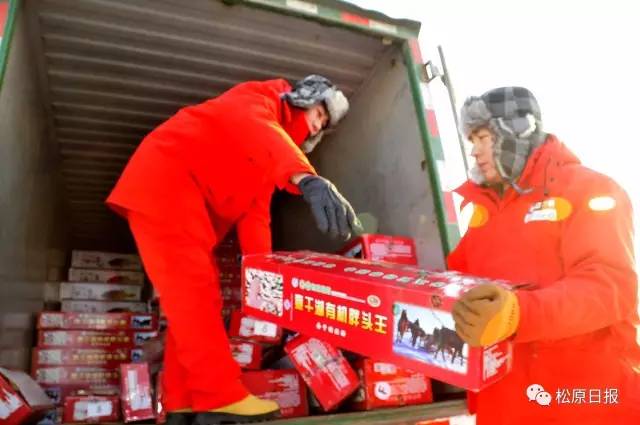 查干湖冬天冰多厚,5月的查干湖是什么样的