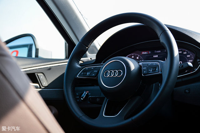 奥迪a4lcvt变速箱试驾视频,22款奥迪a4l豪华动感型试驾