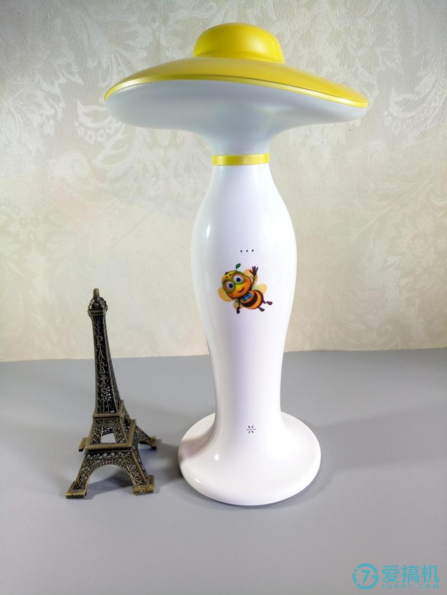 科技感十足的智能灯,会智能呼吸的灯