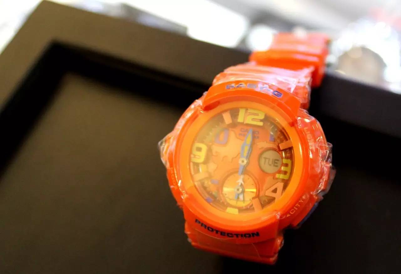 韩剧同款女手表,电视剧韩国明星同款手表